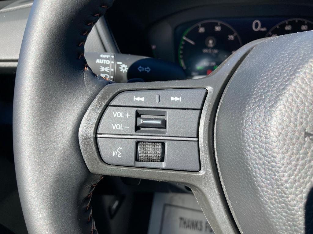 new 2026 Honda CR-V Hybrid car, priced at $41,675