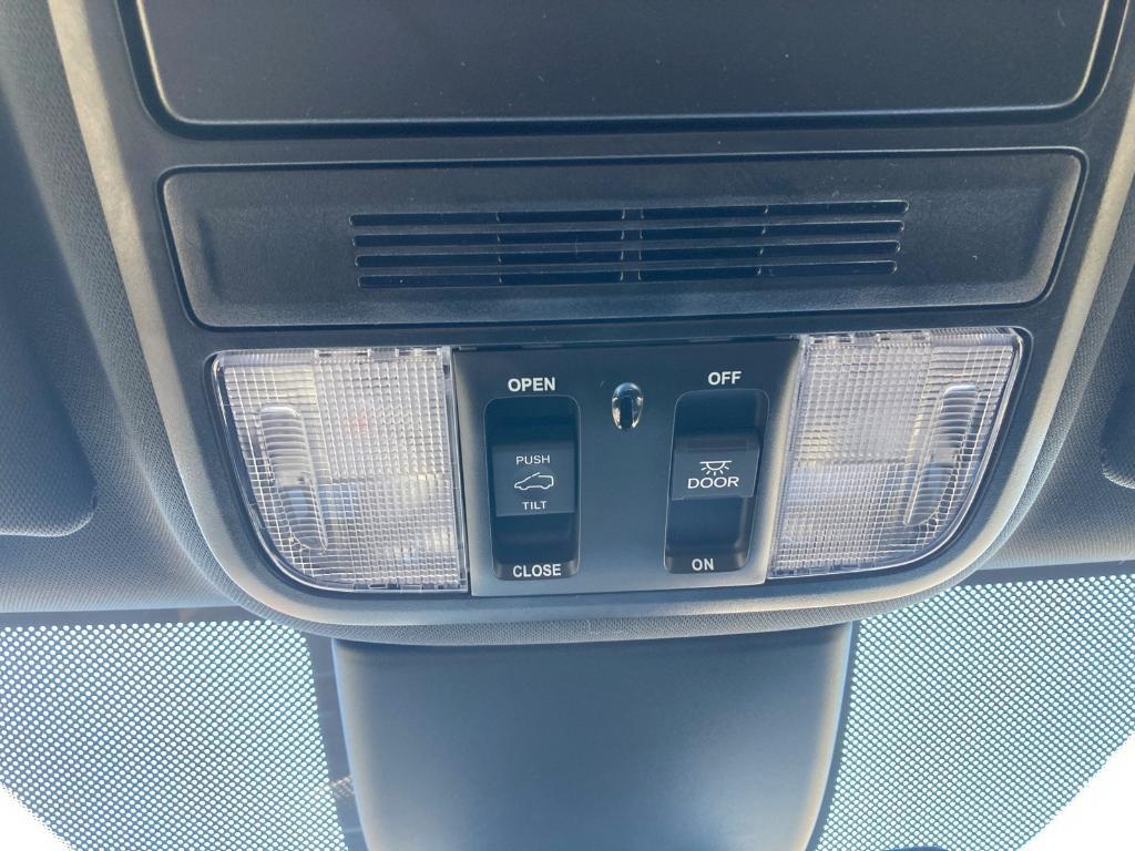 new 2026 Honda Odyssey car, priced at $45,845