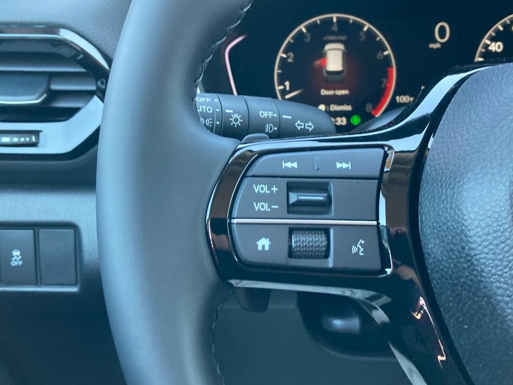 new 2025 Honda Pilot car, priced at $46,755