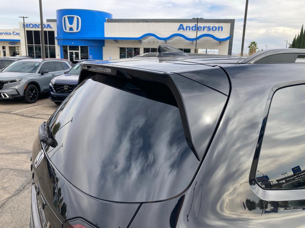 used 2025 Honda Pilot car, priced at $48,949