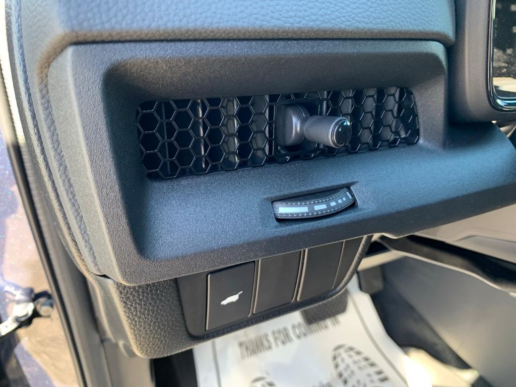 new 2026 Honda CR-V Hybrid car, priced at $39,675