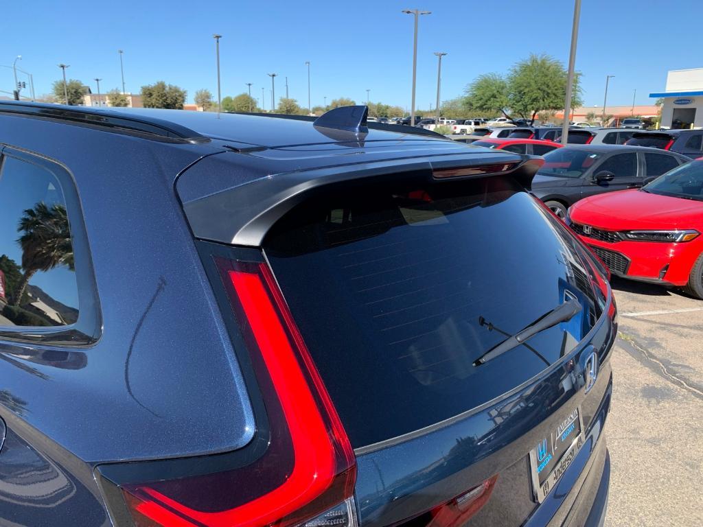 new 2026 Honda CR-V Hybrid car, priced at $39,675