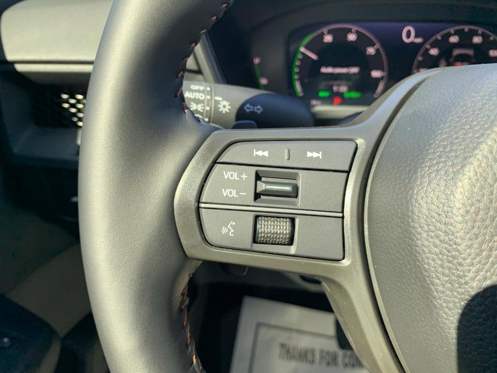 new 2026 Honda CR-V Hybrid car, priced at $39,675