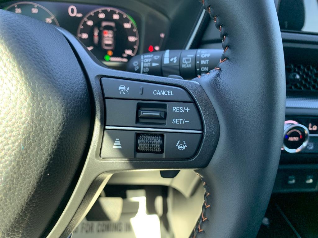 new 2026 Honda CR-V Hybrid car, priced at $39,675