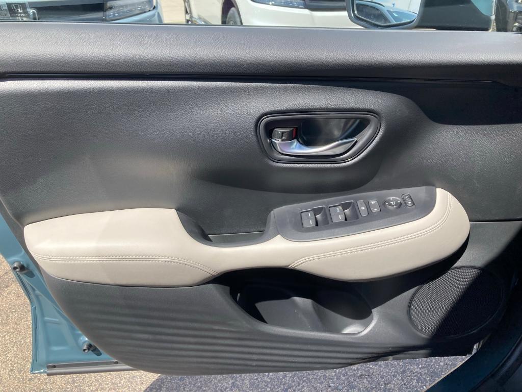 new 2025 Honda HR-V car, priced at $28,000