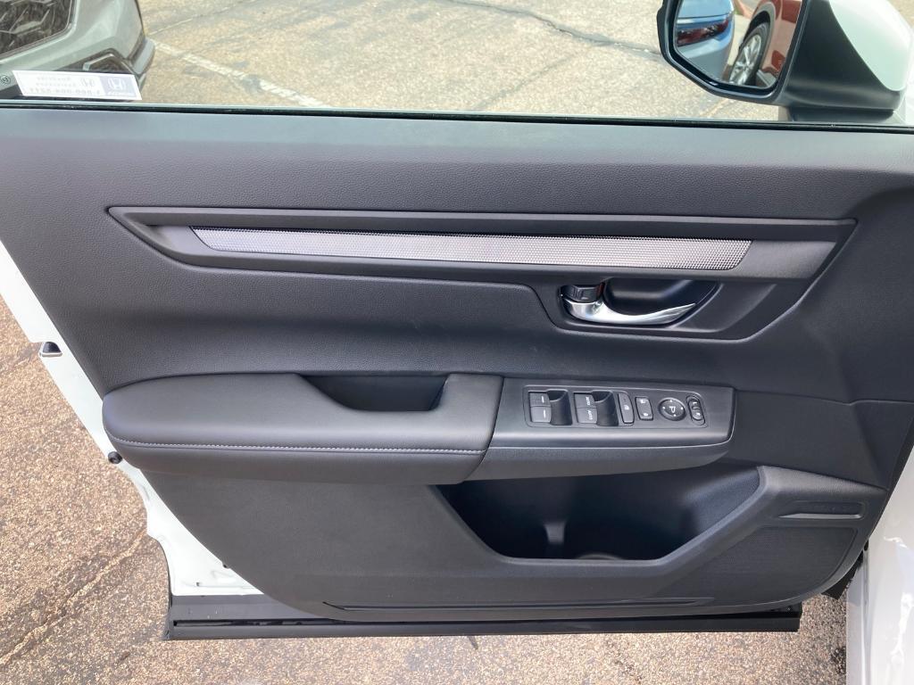 new 2025 Honda CR-V car, priced at $35,200
