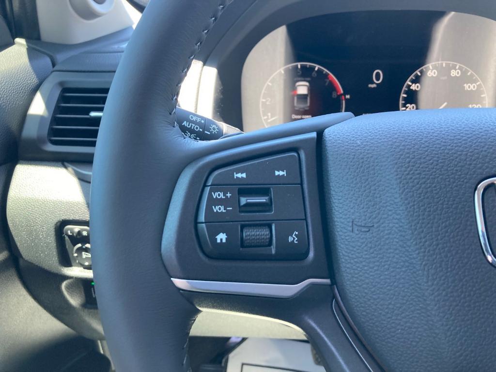 new 2025 Honda Ridgeline car, priced at $42,635