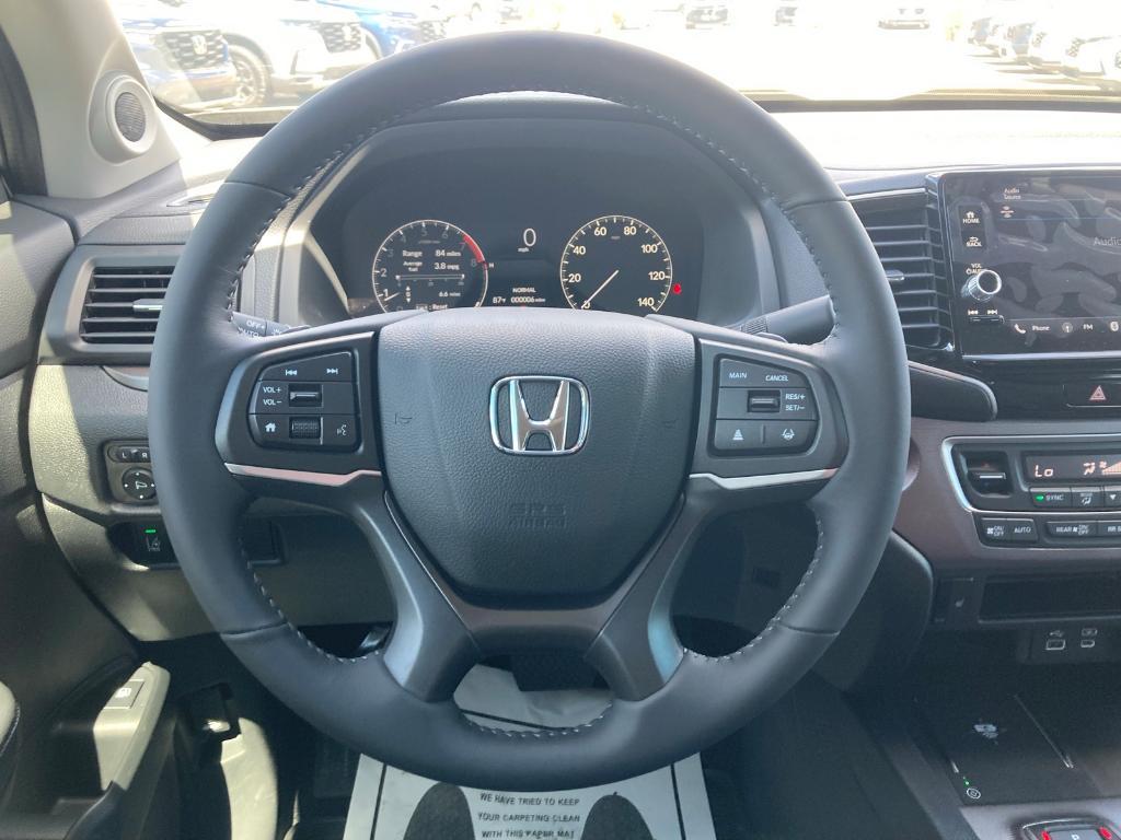 new 2025 Honda Ridgeline car, priced at $42,385