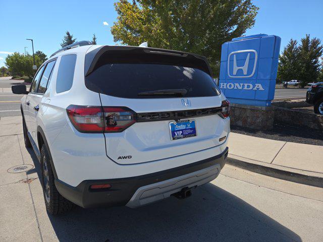 new 2025 Honda Pilot car, priced at $51,350
