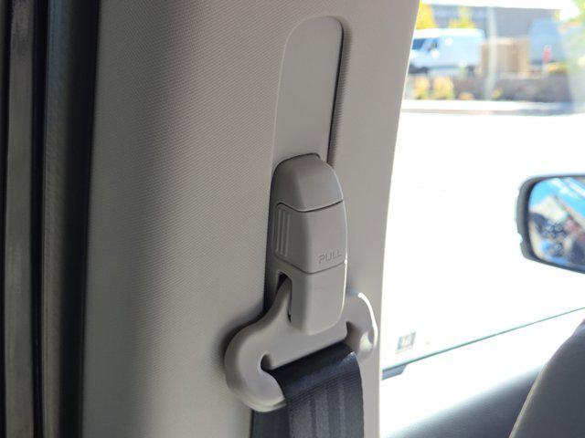 new 2025 Honda Pilot car, priced at $45,153