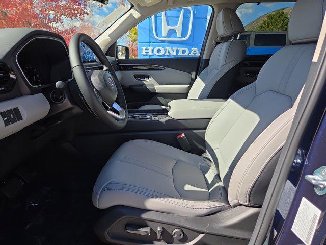 new 2025 Honda Pilot car, priced at $45,153