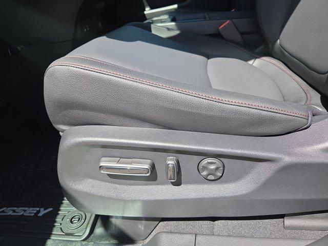 new 2025 Honda Odyssey car, priced at $43,320