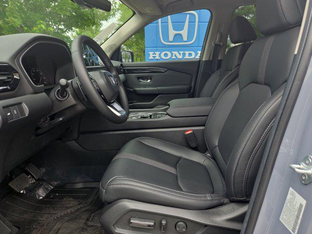 new 2025 Honda Pilot car, priced at $51,205