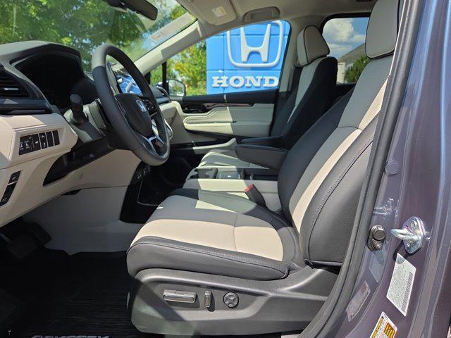 new 2026 Honda Odyssey car, priced at $54,105
