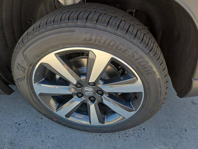 new 2025 Honda Pilot car, priced at $49,305