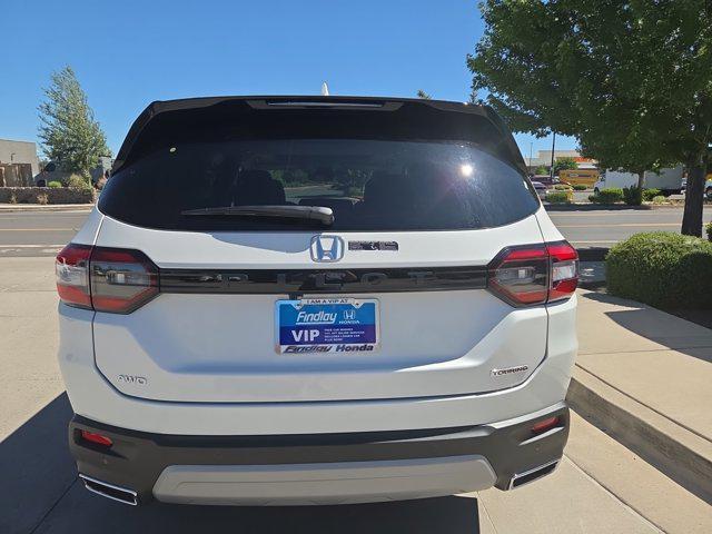 new 2025 Honda Pilot car, priced at $49,305