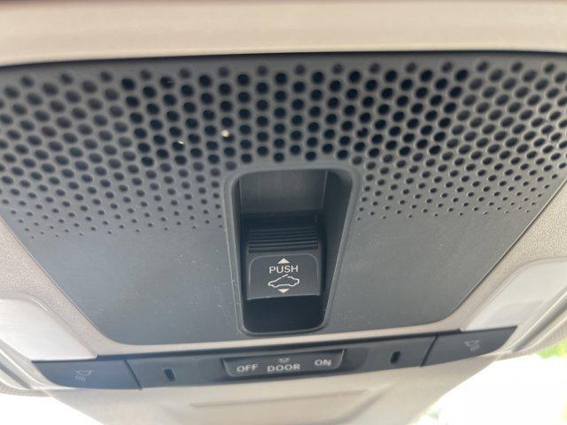 used 2025 Honda CR-V car, priced at $31,897