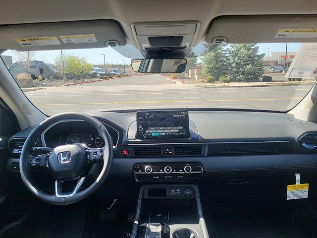 new 2025 Honda Pilot car, priced at $47,450