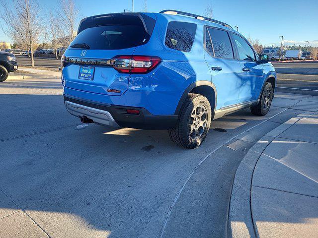 new 2025 Honda Pilot car, priced at $51,250