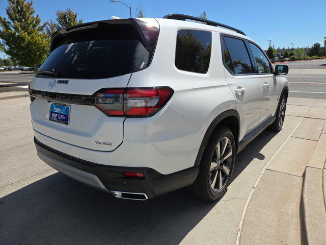 new 2025 Honda Pilot car, priced at $52,280