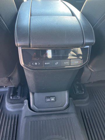 used 2022 Toyota Highlander car, priced at $38,997