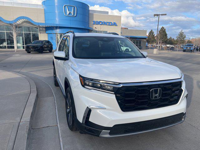 used 2025 Honda Pilot car, priced at $45,797