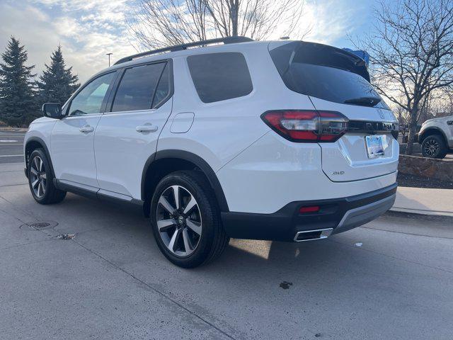 used 2025 Honda Pilot car, priced at $45,797