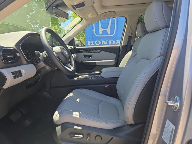 new 2025 Honda Pilot car, priced at $50,750