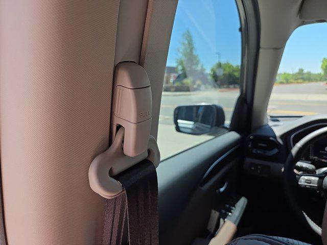 new 2025 Honda Pilot car, priced at $53,060