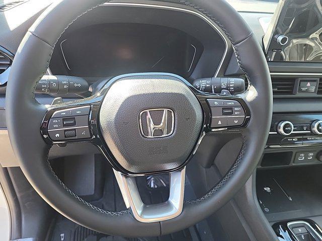 new 2025 Honda Pilot car, priced at $46,680