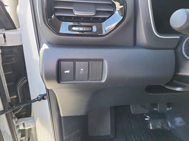 new 2025 Honda Pilot car, priced at $46,680