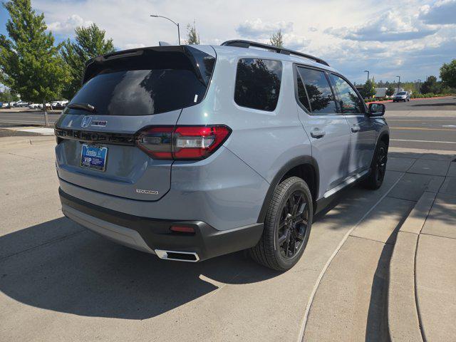 new 2025 Honda Pilot car, priced at $51,250