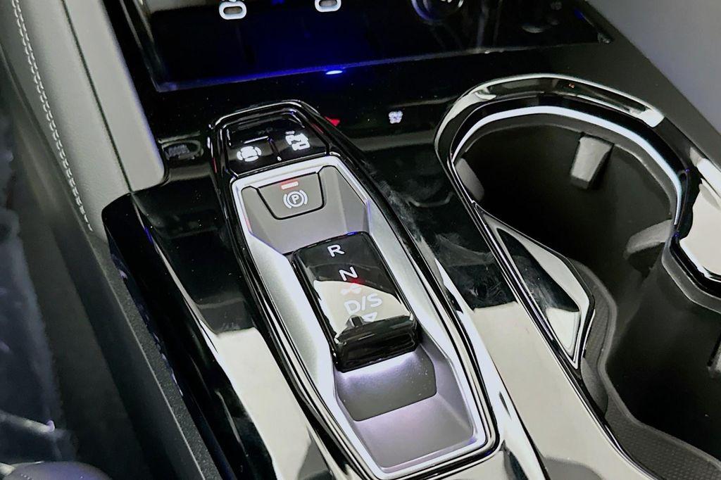 new 2025 Audi Q5 car, priced at $61,300