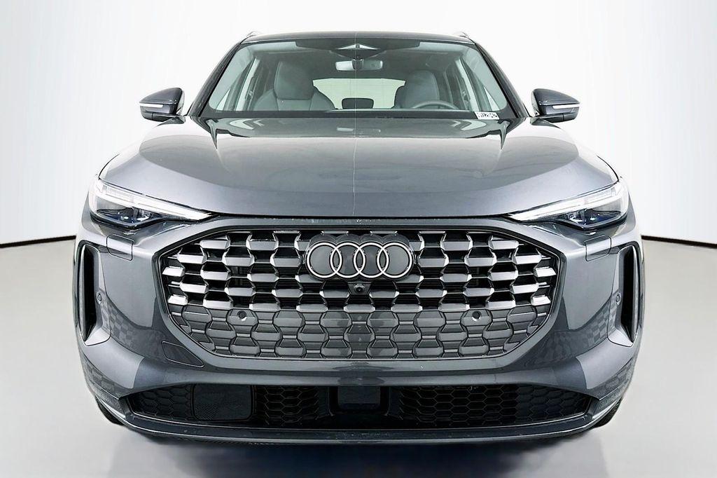 new 2025 Audi Q5 car, priced at $61,300
