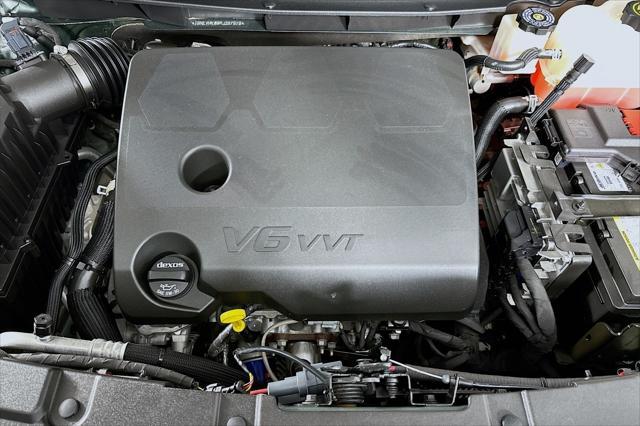 used 2023 Chevrolet Traverse car, priced at $34,594