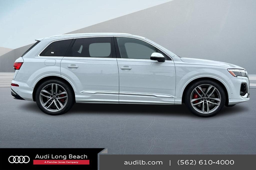 new 2025 Audi SQ7 car, priced at $103,695