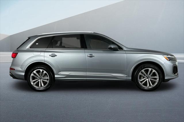 new 2025 Audi Q7 car, priced at $74,760