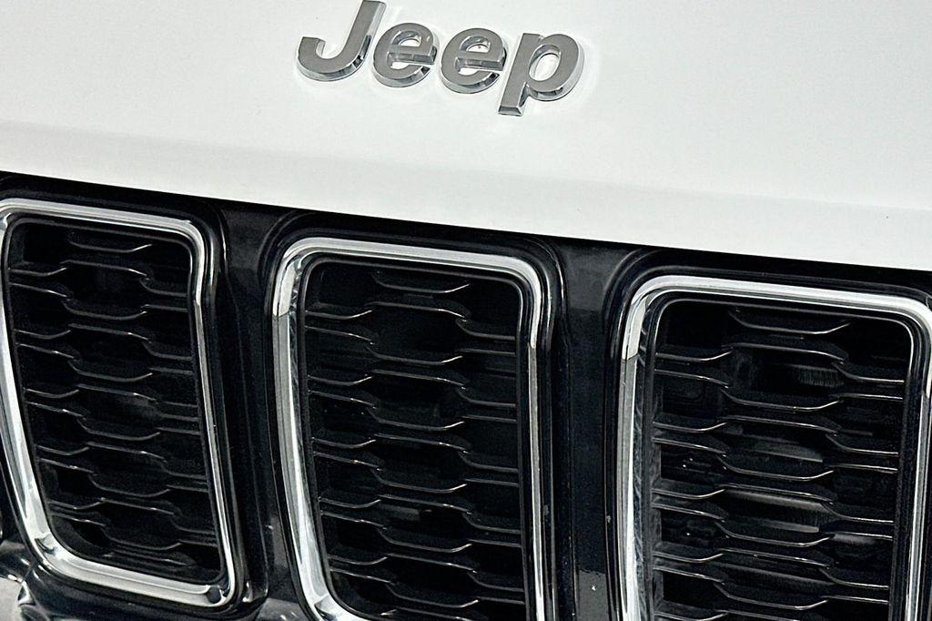 used 2023 Jeep Grand Cherokee car, priced at $24,900