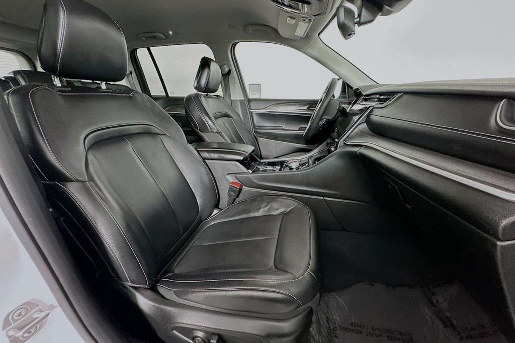 used 2023 Jeep Grand Cherokee car, priced at $24,900