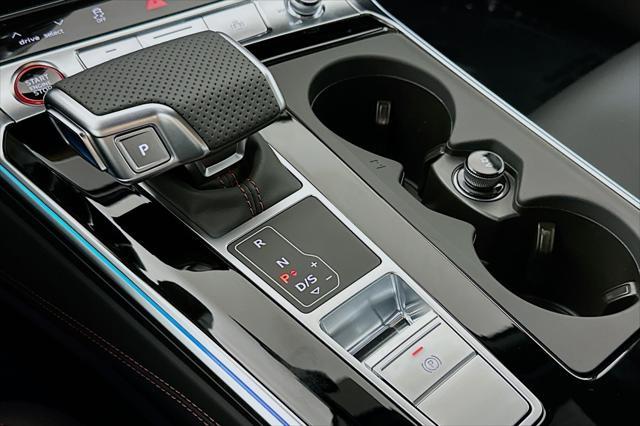 new 2025 Audi RS 6 Avant car, priced at $140,035