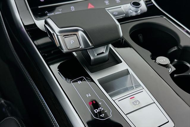 new 2025 Audi Q7 car, priced at $85,185