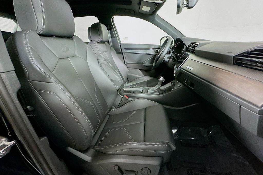 new 2025 Audi Q3 car, priced at $46,225