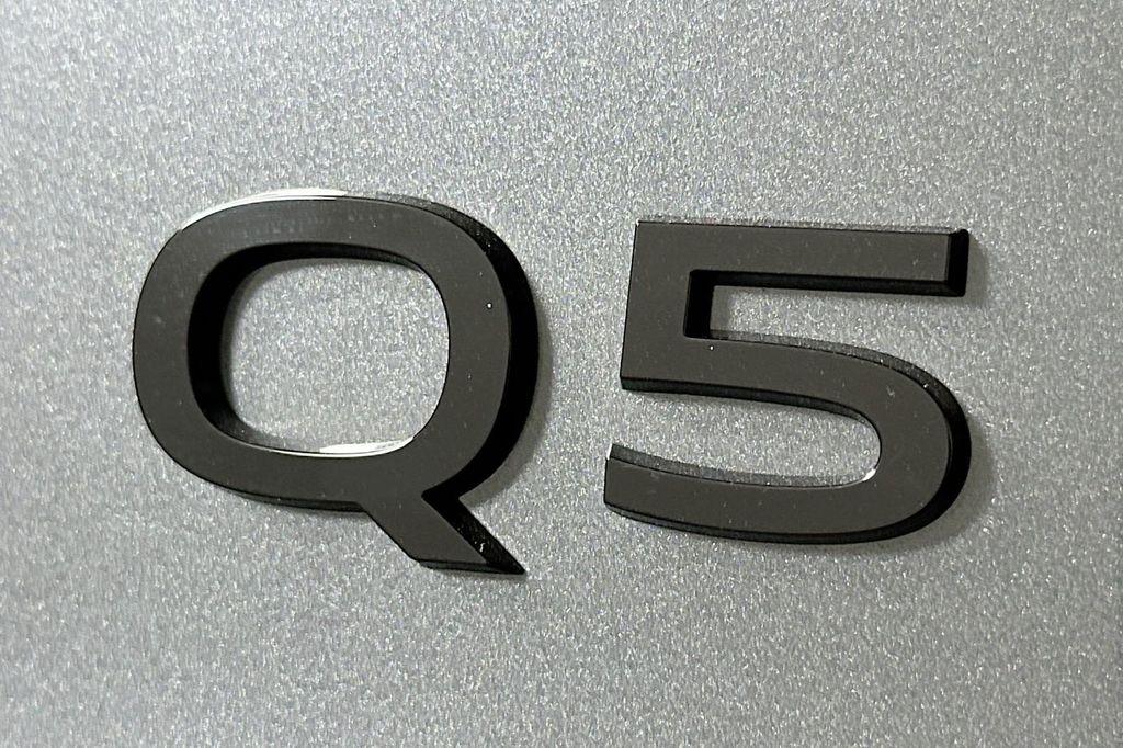 new 2025 Audi Q5 car, priced at $61,890