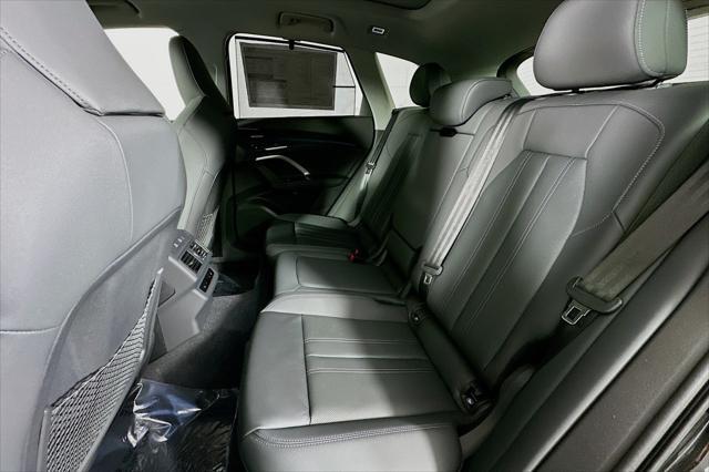 new 2025 Audi Q5 car, priced at $64,250
