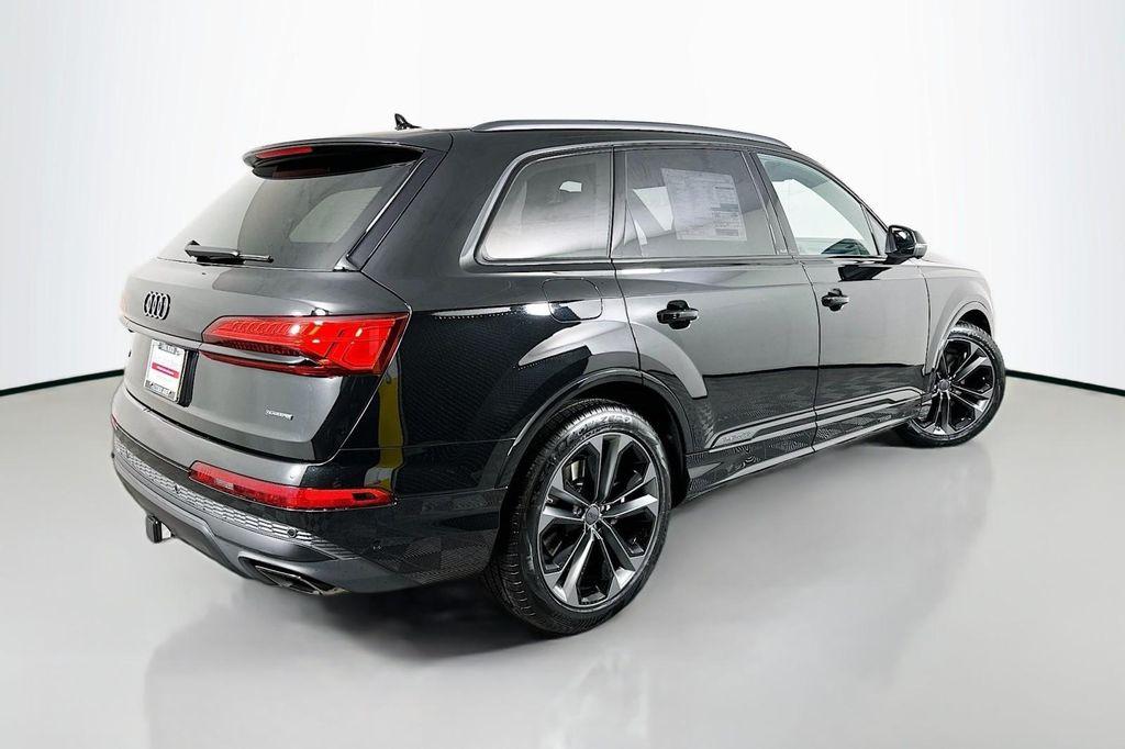 new 2026 Audi Q7 car, priced at $78,220