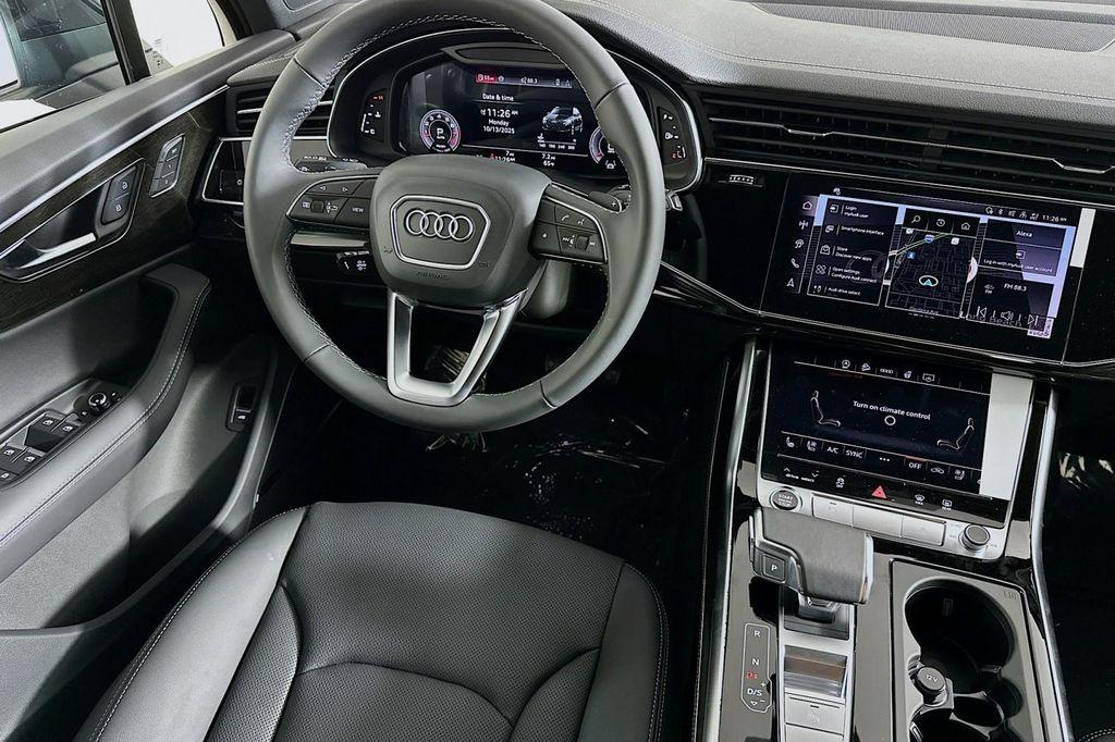 new 2026 Audi Q7 car, priced at $78,220