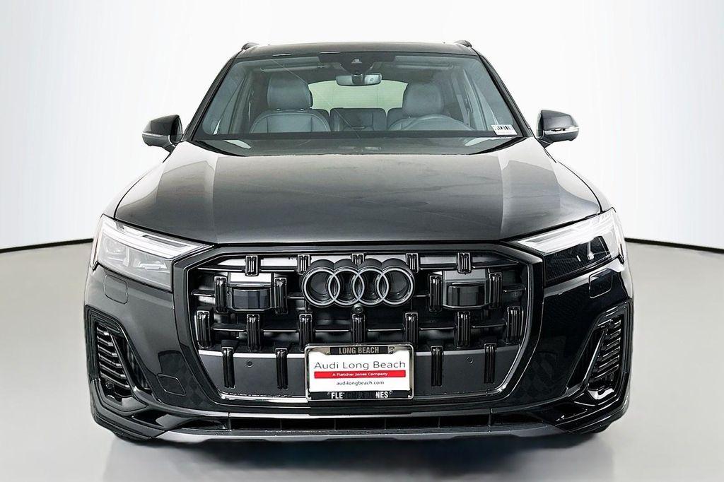 new 2026 Audi Q7 car, priced at $78,220