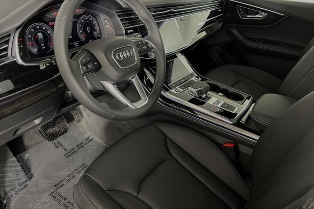 new 2025 Audi Q7 car, priced at $68,170