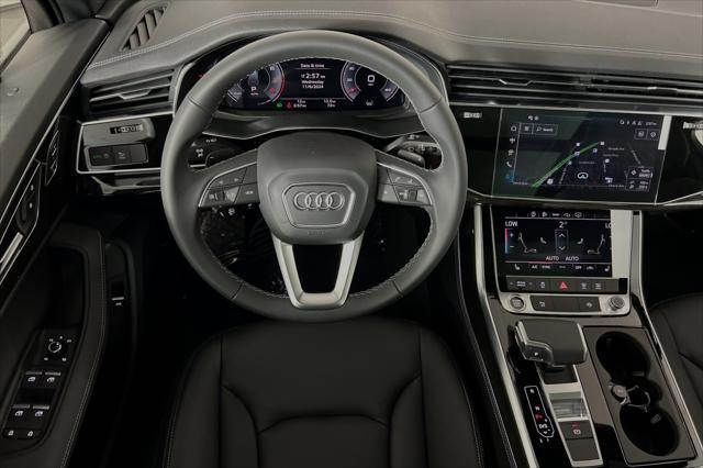 new 2025 Audi Q7 car, priced at $68,170