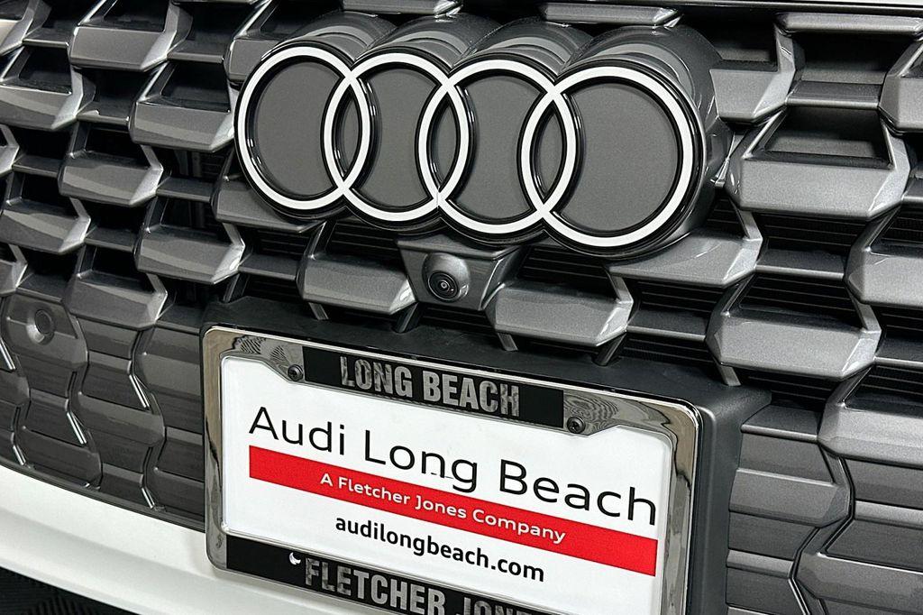 new 2025 Audi Q5 car, priced at $59,490